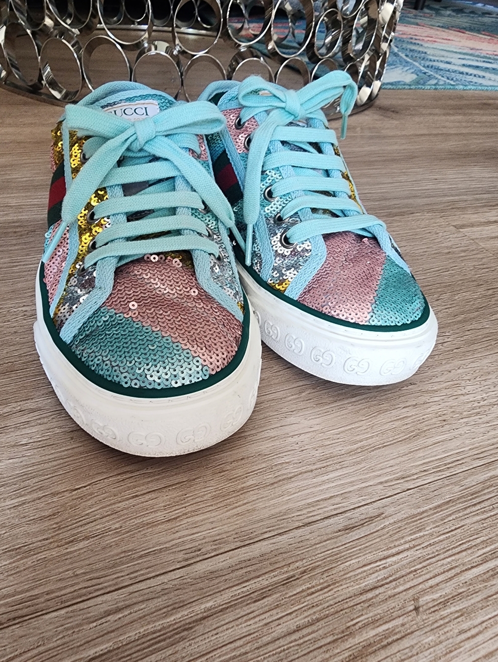 Authentic Gucci Sequined Low-Top Sneakers Shoes - Picture 8 of 13